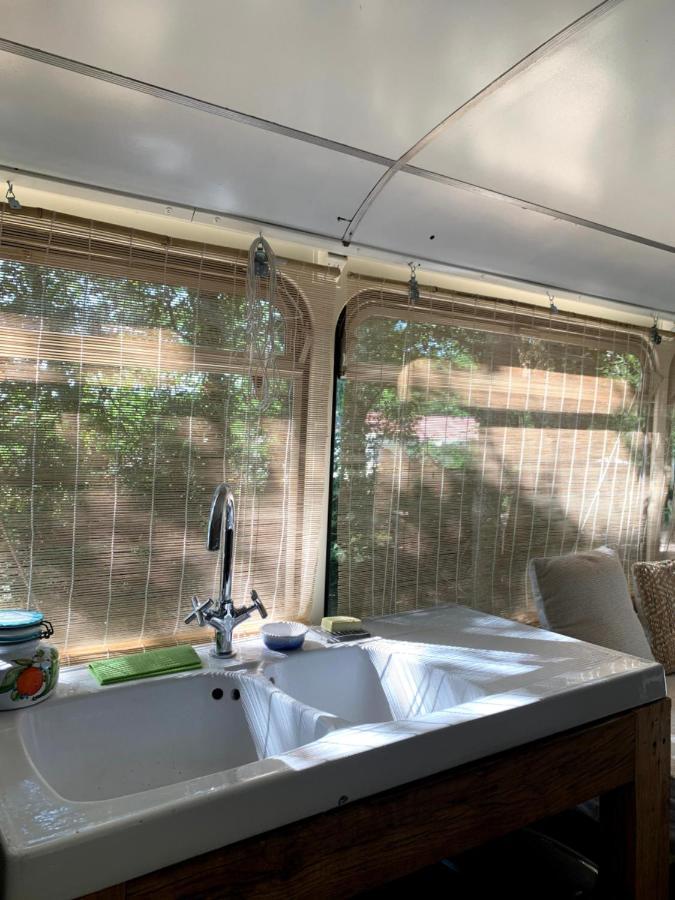 Magic Roof Top Bus With Big Bath In The Tree Forest! Mimizan-Plage Exterior foto