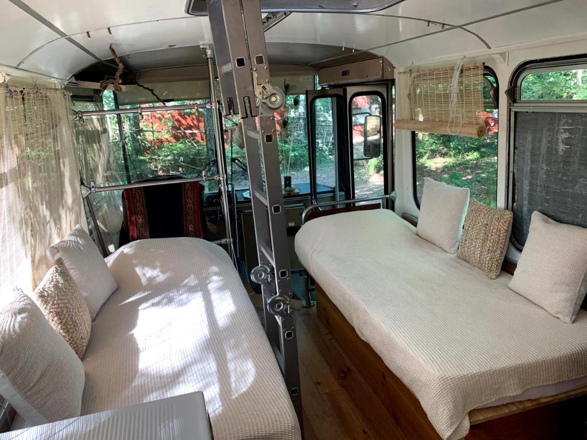 Magic Roof Top Bus With Big Bath In The Tree Forest! Mimizan-Plage Exterior foto